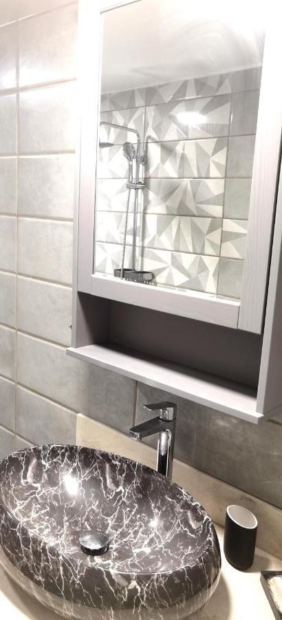 Apartament Dv Real Philoxenia Quarter of Orleans Zewnętrze zdjęcie